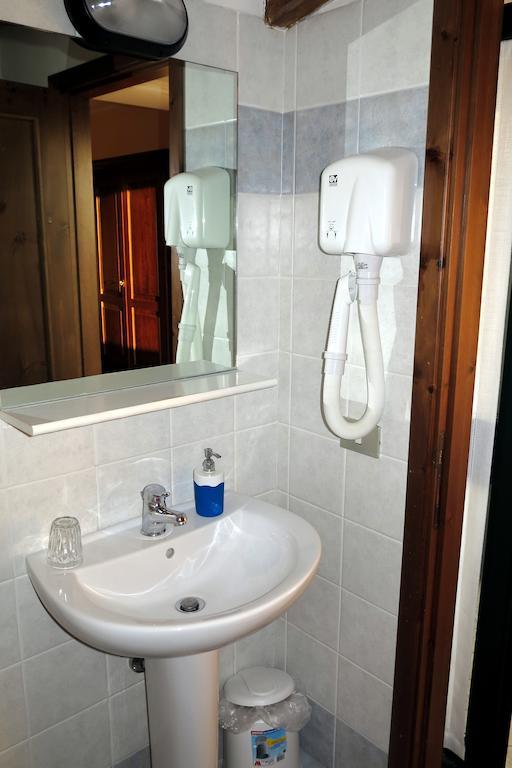 Agriturismo Colomboni San Costanzo Kamer foto