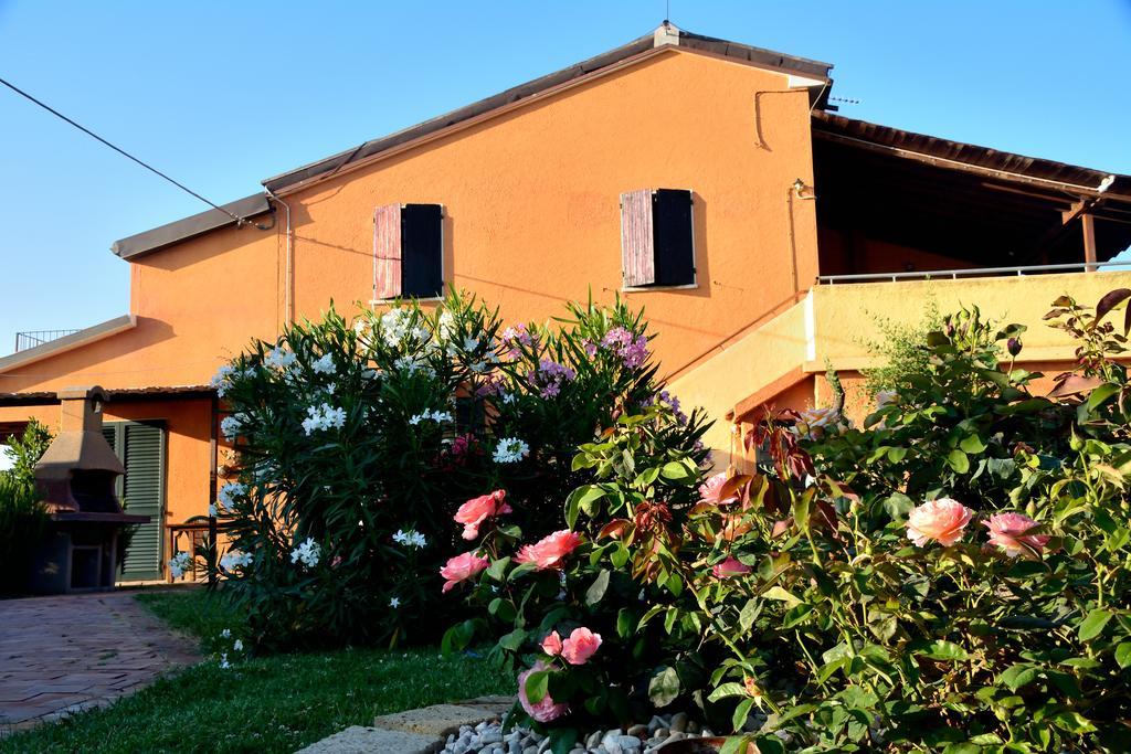 Agriturismo Colomboni San Costanzo Buitenkant foto