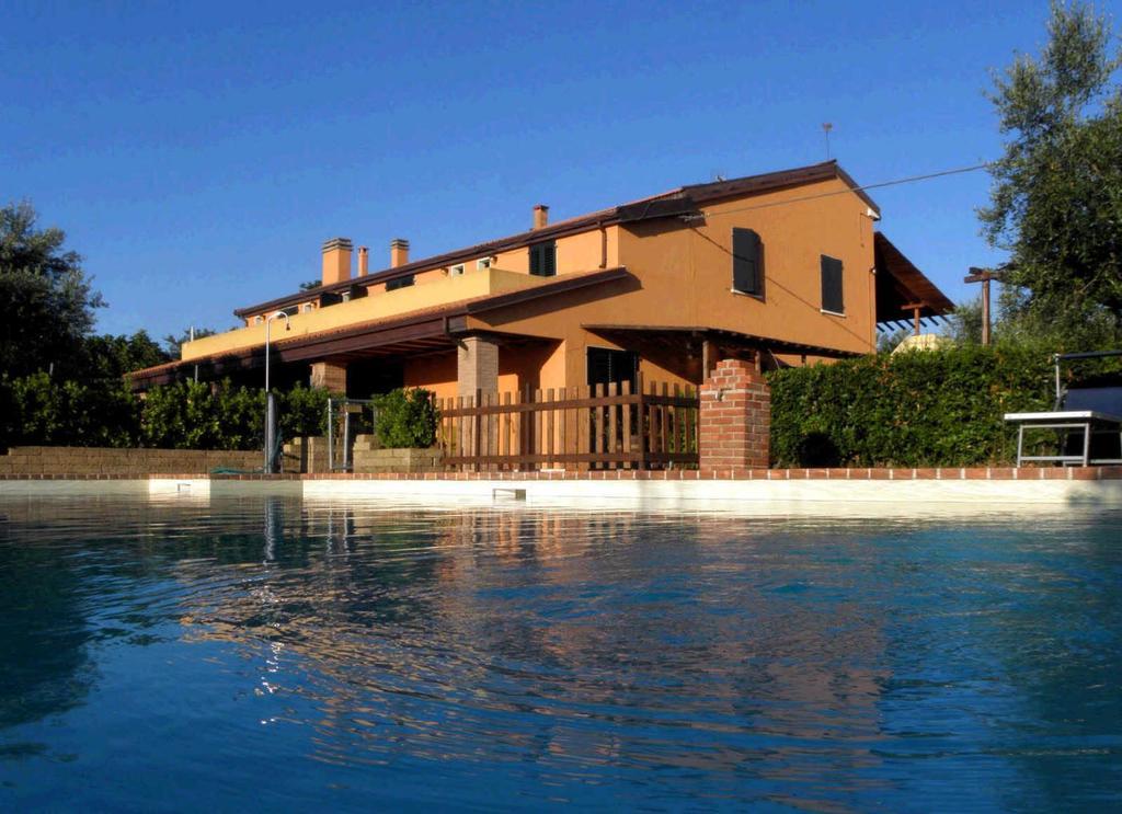 Agriturismo Colomboni San Costanzo Buitenkant foto
